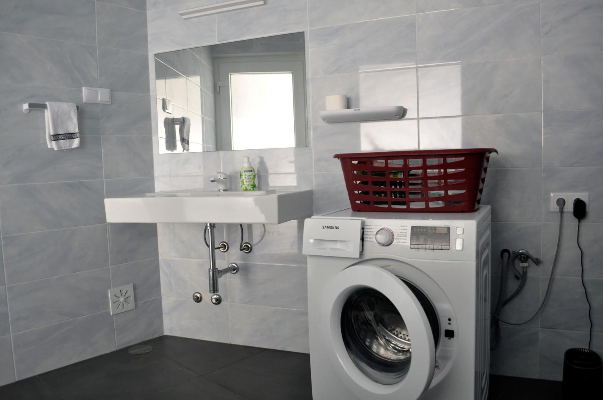 Spacious Seaside Apartment A - Faraway Lagoa  Esterno foto